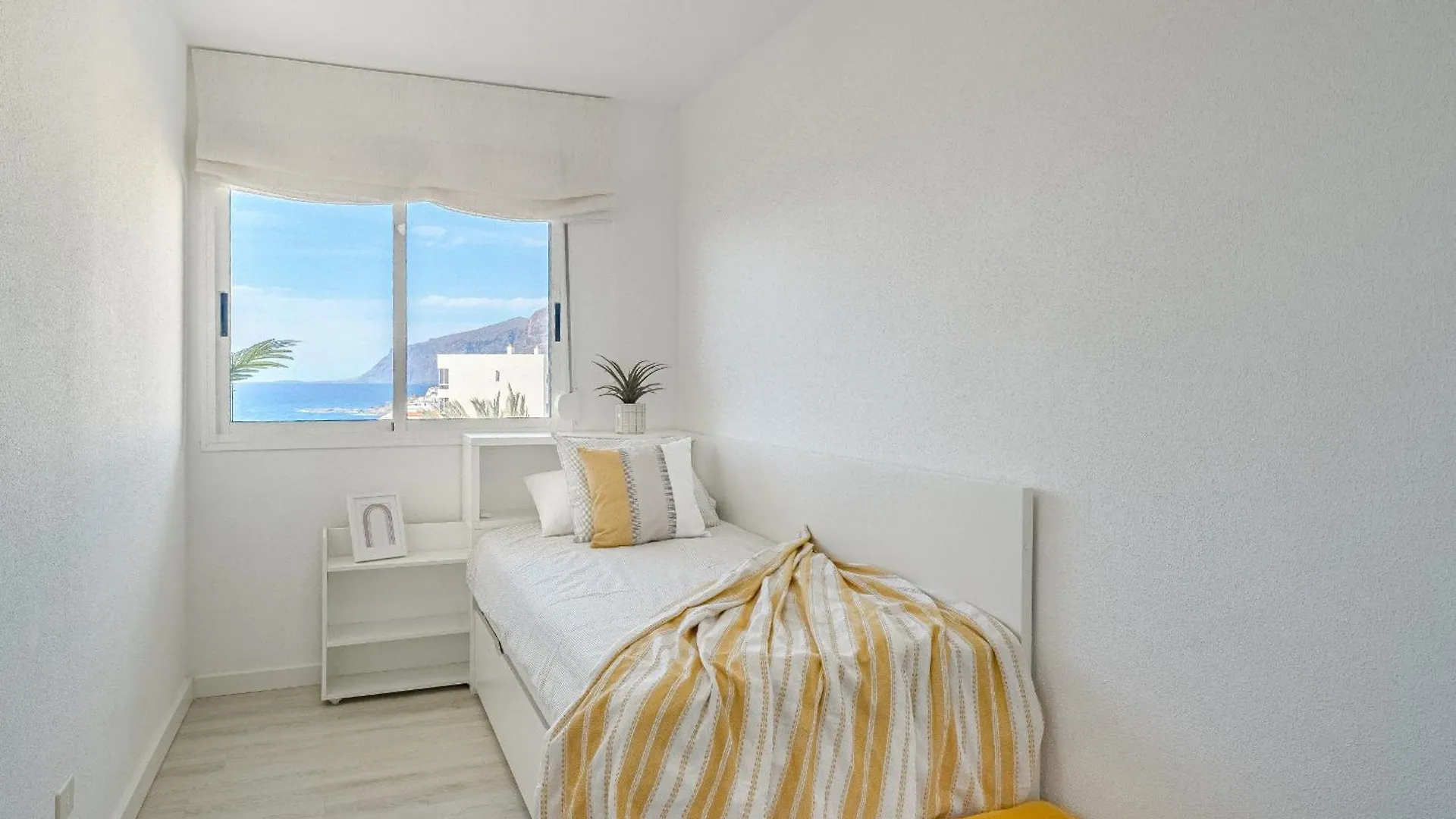 Playa La Arena 2 Bed Apartment Puerto de Santiago